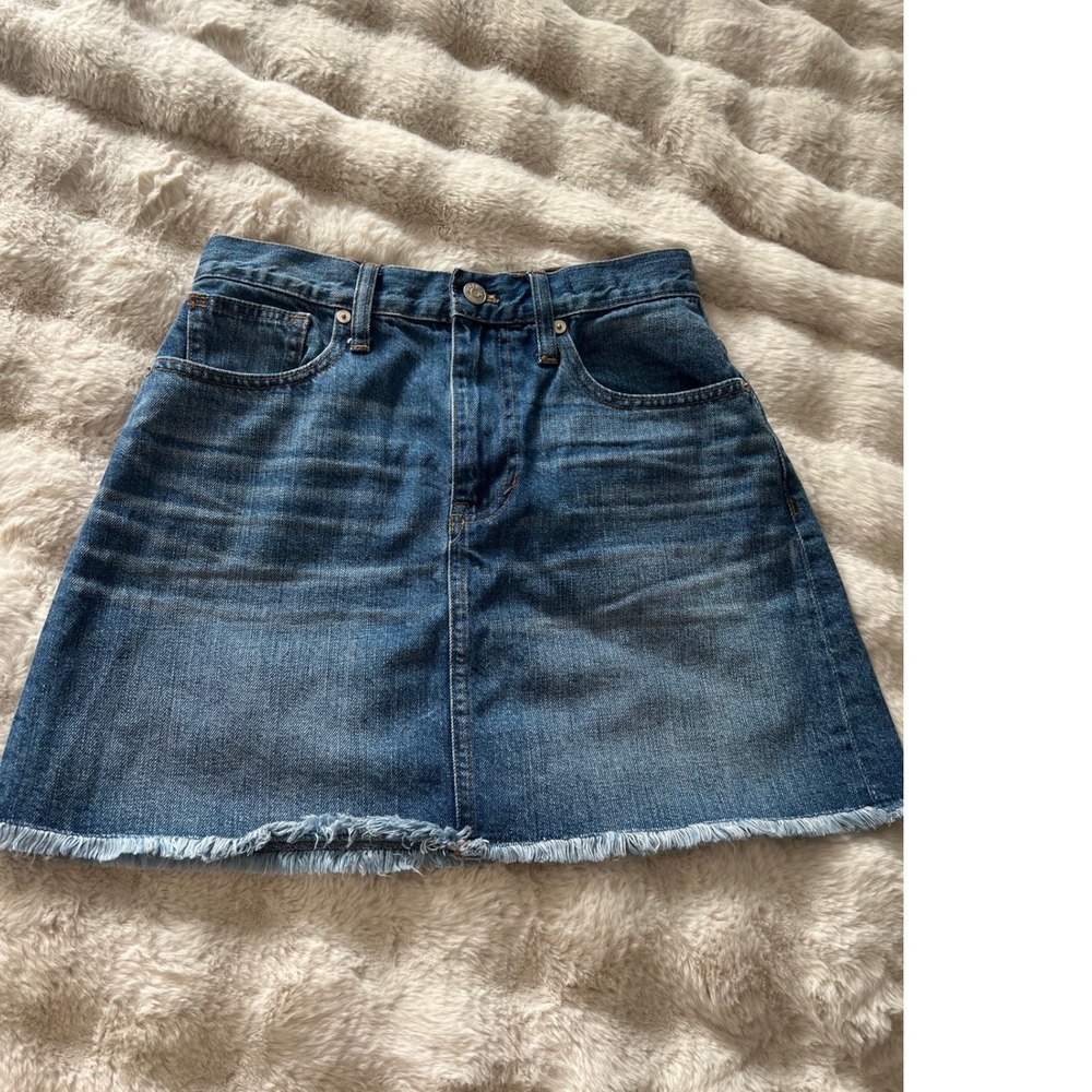 Madewell Rigid Denim A-line Mini Skirt Size‎ 26